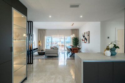 2 Bedroom Penthouse Duplex in Benahavís - Image 1