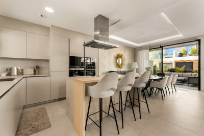 5 Bedroom Semi-Detached House in Río Real - Image 5