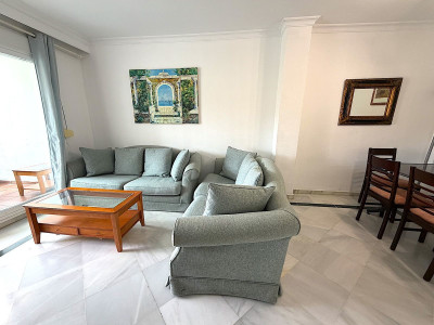 2 Bedroom Penthouse Duplex in San Pedro de Alcántara - Image 3