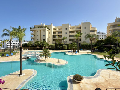 2 Bedroom Middle Floor Apartment in El Faro - Image 1