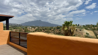 3 Bedroom Penthouse Duplex in Benahavís - Image 1