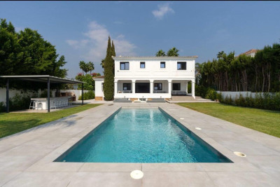 6 Bedroom Detached Villa in Marbella
