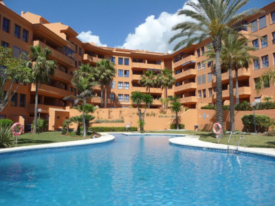 2 Bedroom Middle Floor Apartment in Manilva