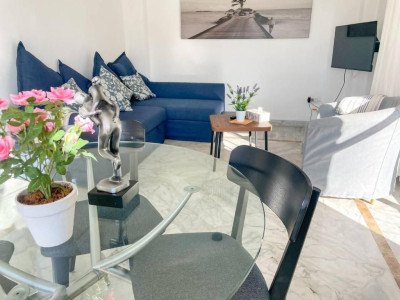 2 Bedroom Middle Floor Apartment in Marbella - Image 3