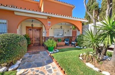 4 Bedroom Detached Villa in Mijas