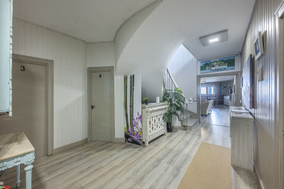 12 Bedroom Detached Villa in Marbella - Image 2
