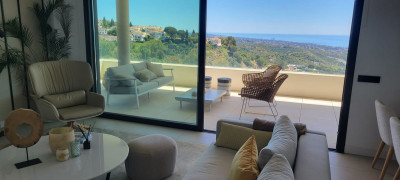 3 Bedroom Penthouse in Altos de los Monteros - Image 5