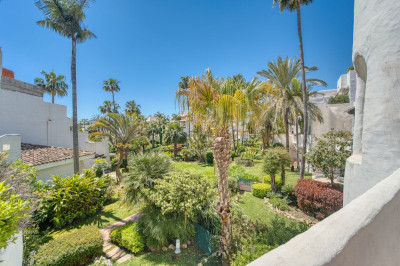 3 Bedroom Middle Floor Apartment in Puerto Banús