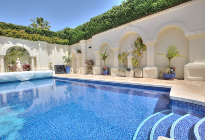 5 Bedroom Detached Villa in Torrenueva