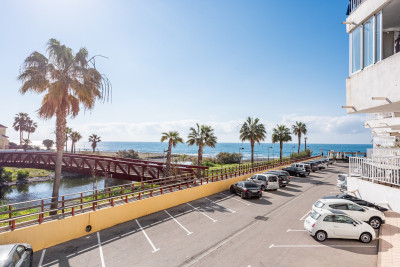 2 Bedroom Middle Floor Apartment in San Pedro de Alcántara - Image 1
