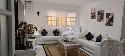 3 Bedroom Ground Floor Apartment in Marbella - Image 1