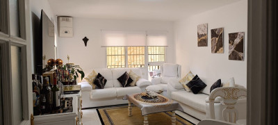 3 Bedroom Ground Floor Apartment in Marbella - Image 5