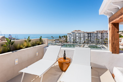 4 Bedroom Penthouse Duplex in La Duquesa