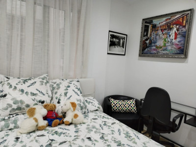 3 Bedroom Middle Floor Apartment in Marbella - Image 5