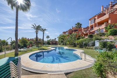 2 Bedroom Middle Floor Apartment in La Mairena