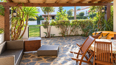 4 Bedroom Townhouse in Casares Playa - Image 1