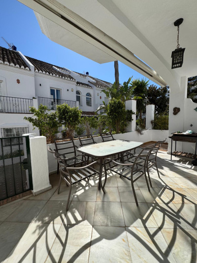 3 Bedroom Townhouse in The Golden Mile - Image 2