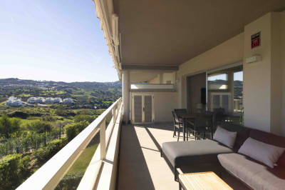 2 Bedroom Middle Floor Apartment in La Cala Golf - Image 5