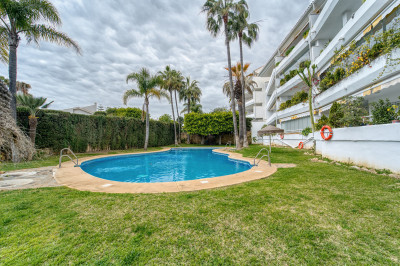 5 Bedroom Penthouse Duplex in Guadalmina Baja - Image 1