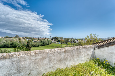 5 Bedroom Penthouse Duplex in Guadalmina Baja - Image 2