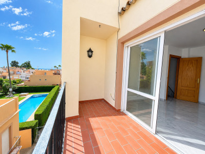 3 Bedroom Duplex in Estepona - Image 2