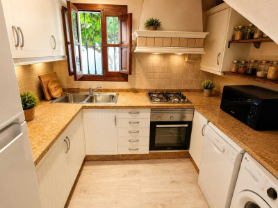 1 Bedroom Townhouse in Cancelada - Image 4
