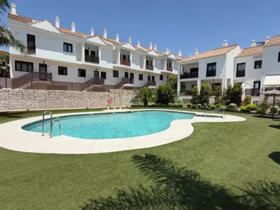 3 Bedroom Townhouse in Riviera del Sol - Image 2