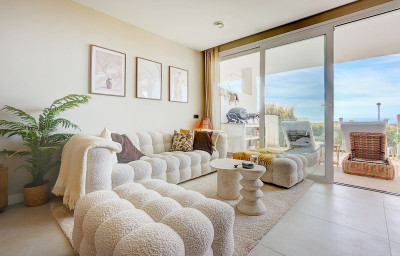 3 Bedroom Ground Floor Apartment in Benalmadena - Image 1