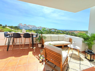 2 Bedroom Middle Floor Apartment in Valle Romano - Image 2