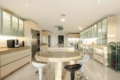 8 Bedroom Detached Villa in Los Flamingos - Image 4