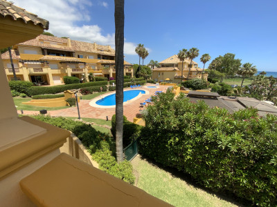 3 Bedroom Middle Floor Apartment in Río Real - Image 3