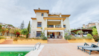 4 Bedroom Detached Villa in Mijas - Image 3