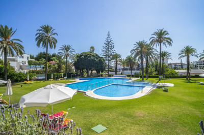 3 Bedroom Middle Floor Apartment in Nueva Andalucía
