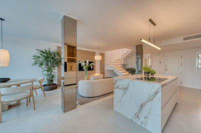 4 Bedroom Townhouse in La Quinta - Image 5