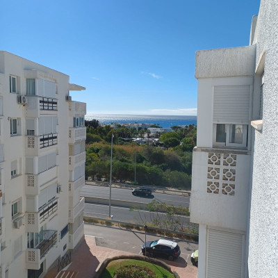 2 Bedroom Penthouse in Estepona - Image 2