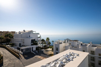 3 Bedroom Penthouse Duplex in Torrequebrada - Image 1