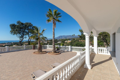 3 Bedroom Detached Villa in Elviria - Image 4