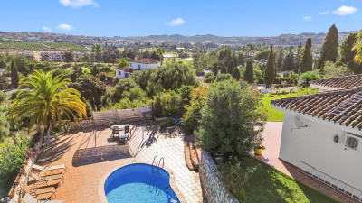 4 Bedroom Detached Villa in Mijas - Image 1