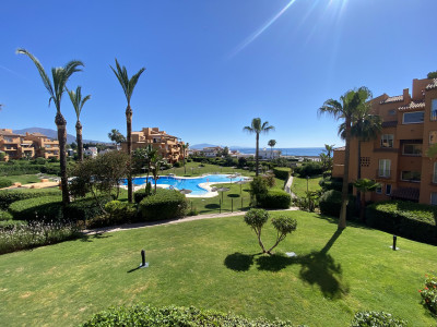 3 Bedroom Middle Floor Apartment in La Duquesa