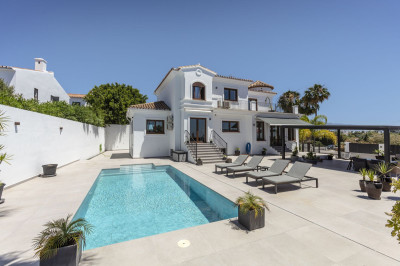 6 Bedroom Detached Villa in Estepona