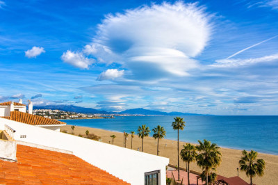 3 Bedroom Penthouse Duplex in San Luis de Sabinillas - Image 1