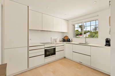 3 Bedroom Townhouse in El Paraiso - Image 5