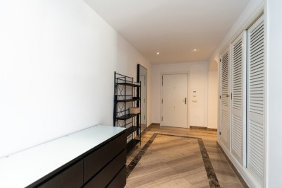 3 Bedroom Ground Floor Apartment in Elviria - Image 2