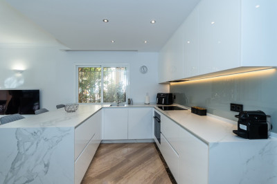 3 Bedroom Ground Floor Apartment in Elviria - Image 5