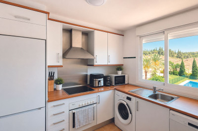 2 Bedroom Townhouse in Mijas - Image 5