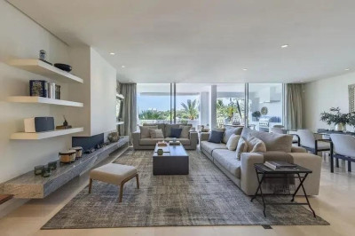 3 Bedroom Penthouse in Marbella - Image 4