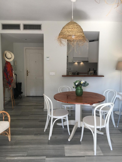 1 Bedroom Ground Floor Apartment in El Rosario - Image 2