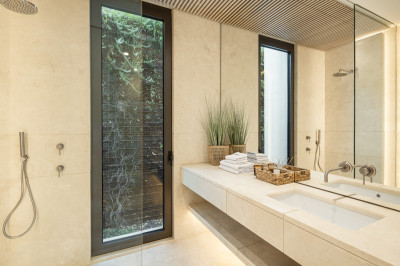 6 Bedroom Detached Villa in La Quinta - Image 4