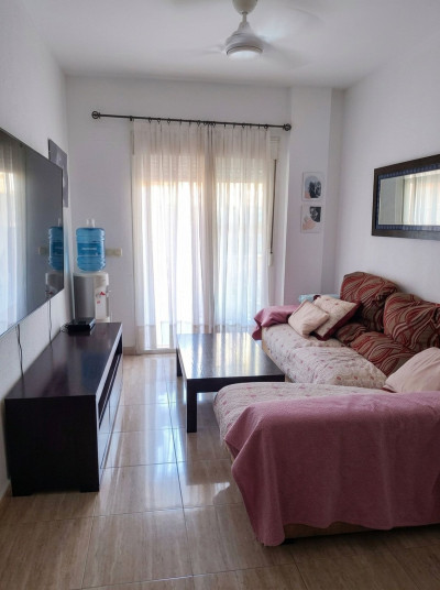 2 Bedroom Ground Floor Apartment in San Luis de Sabinillas - Image 5