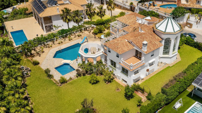 5 Bedroom Detached Villa in Torrequebrada - Image 3
